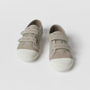 KIDS/ LEATHER SNEAKERS UNISEX SIZE 34